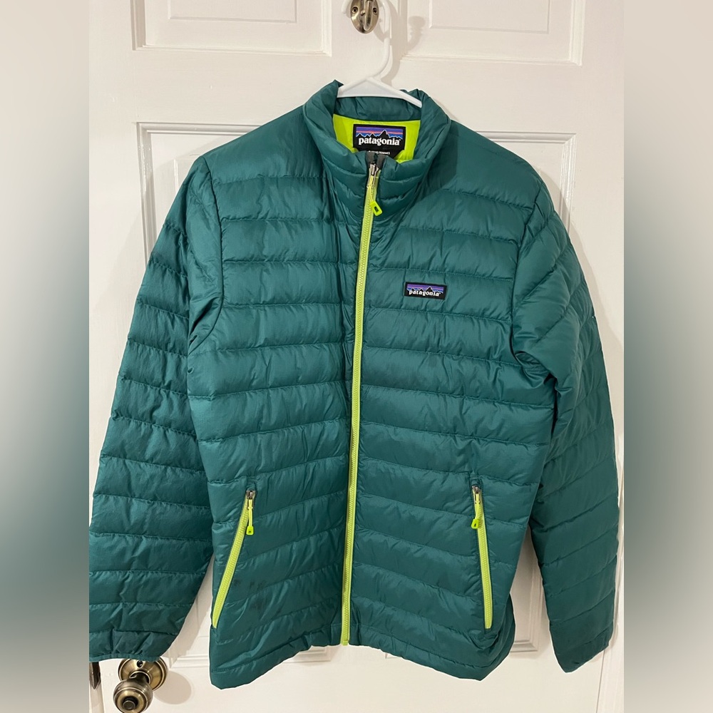 Men’s size Small Patagonia green  Puffer Jacket